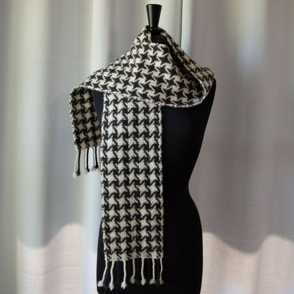 小物 star pattern long scarf Black and White Stars Scarf - 1344 | Soil to Soil Market
