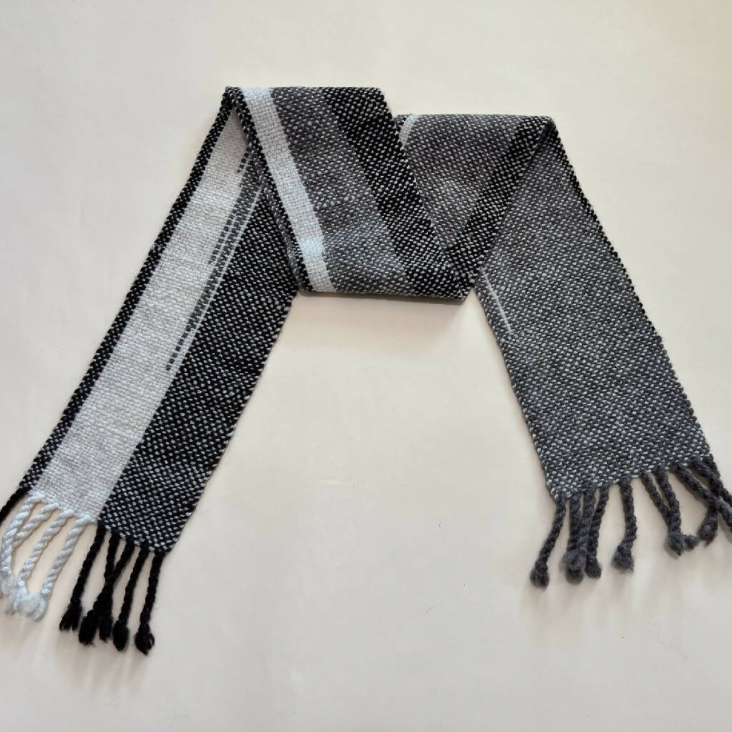 Handwoven Jacob Wool Scarf 41523