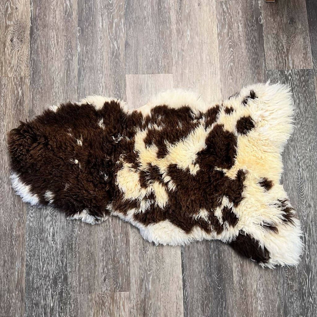 Spotted Sheepskin D367